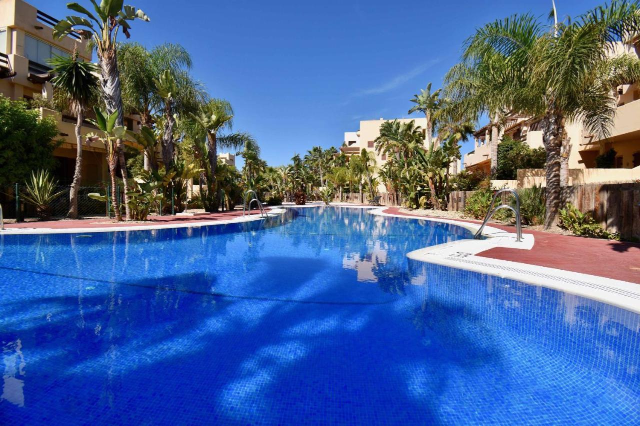 Appartement Bahia Marinas - Tu Hogar Con Jardin Privado!