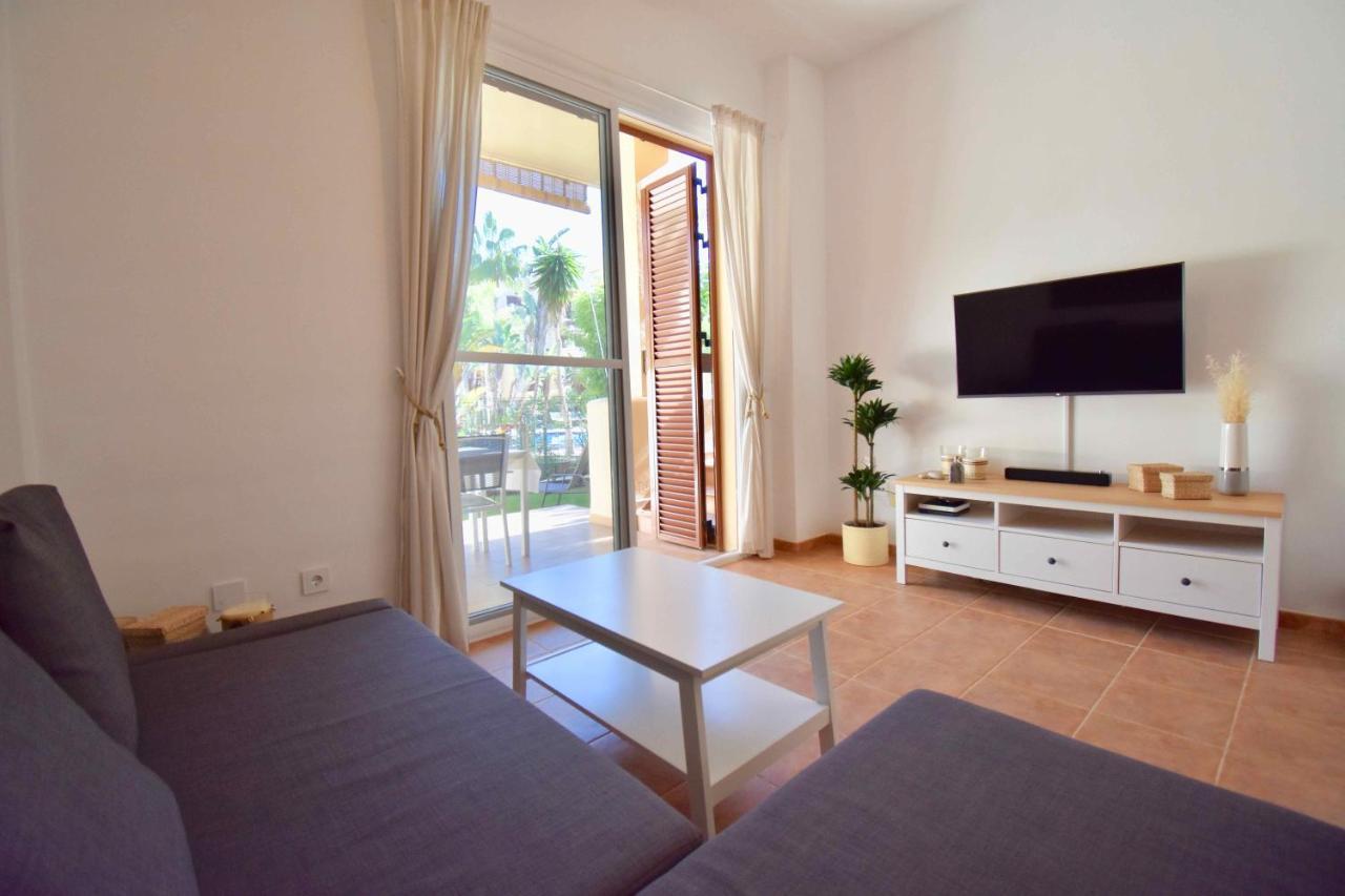 Bahía Marinas - Tu Casa Con Jardín Privado!