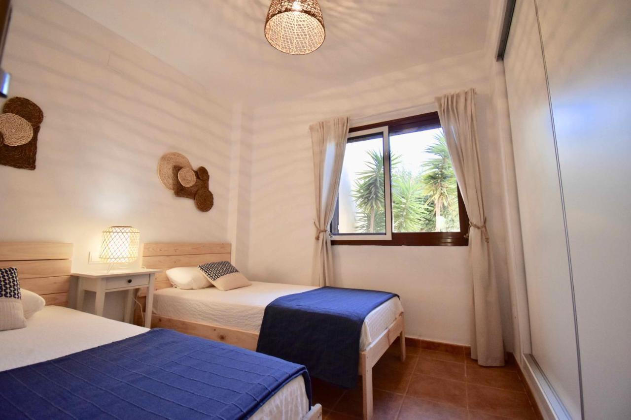 Apartamento Bahía Marinas - Tu Casa Con Jardín Privado!